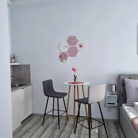 Aparthotel Eden Ráb