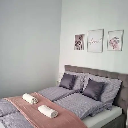 Eden Aparthotel Ráb